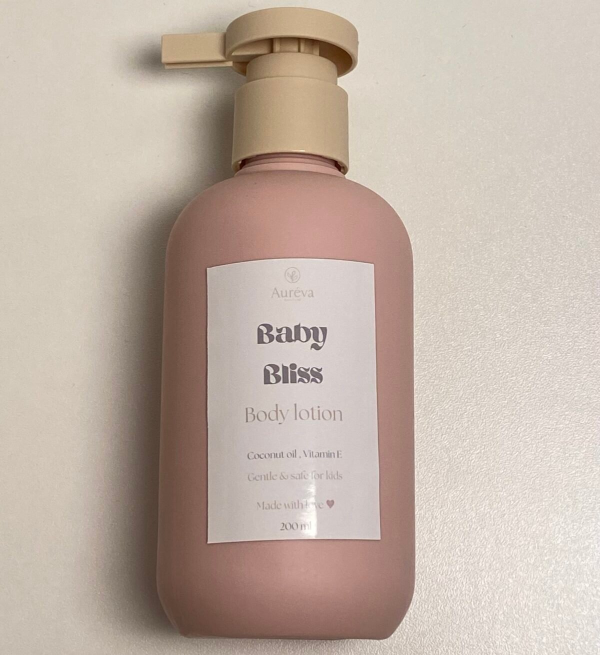 Musk Body lotion - Image 1